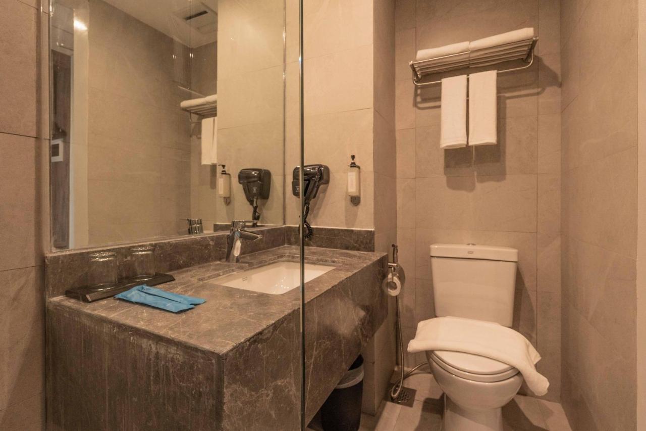 Bayfront Hotel Cebu Capitol Site エクステリア 写真