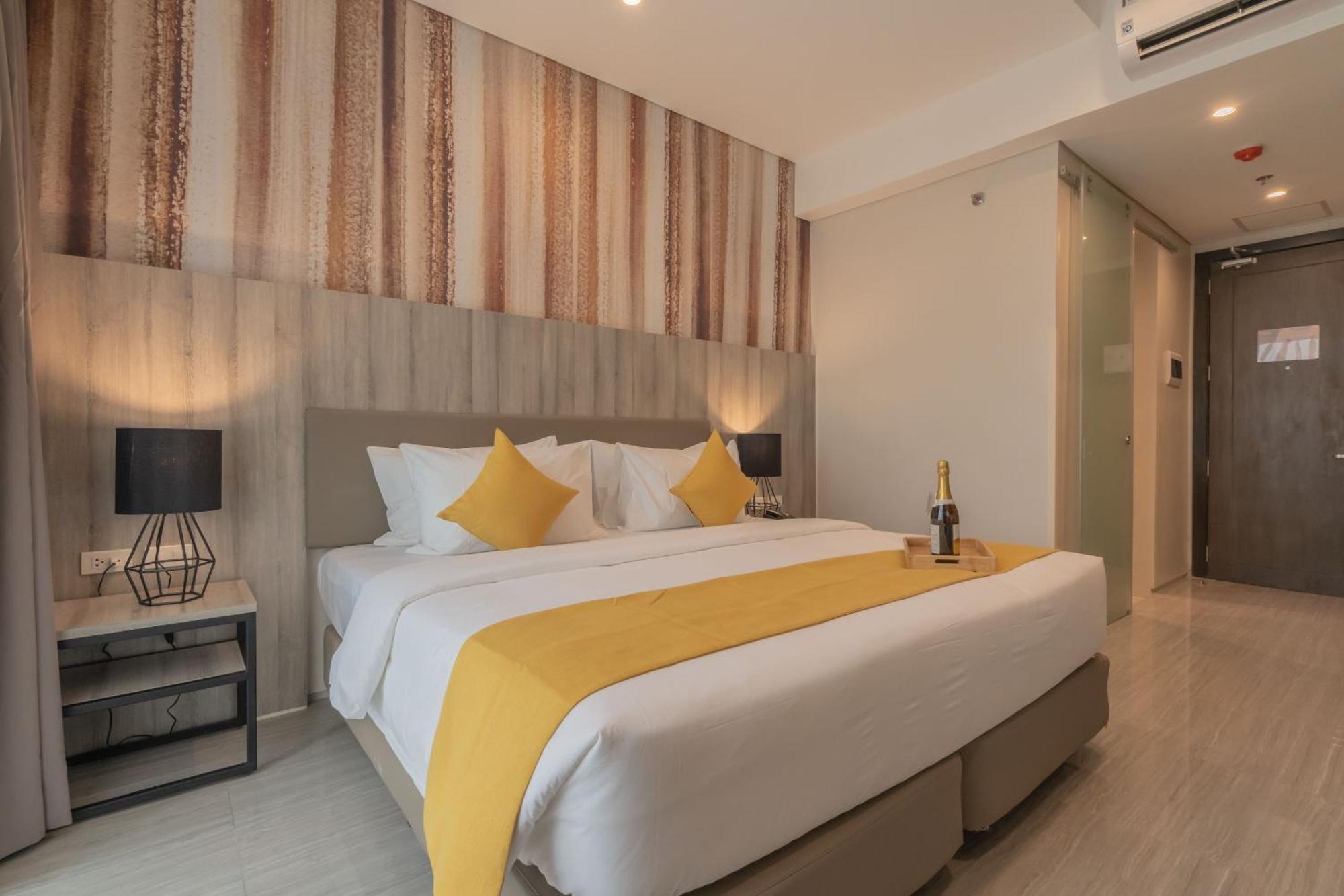 Bayfront Hotel Cebu Capitol Site エクステリア 写真